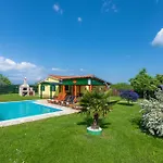 Vrt, A Private And Fully Fenced Forest Retreat * Heki