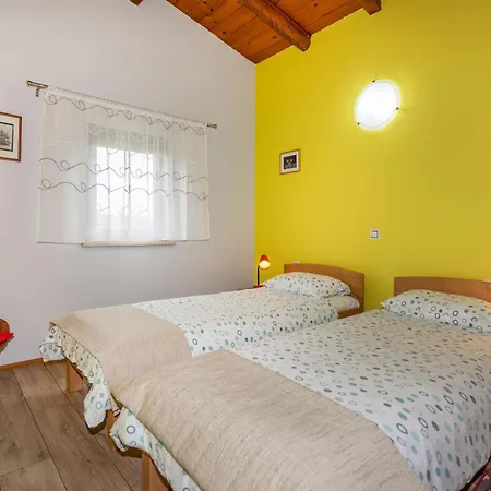 Vrt, A Private And Fully Fenced Forest Retreat Casa vacanze